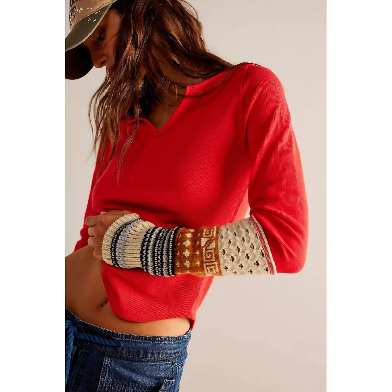 Cozy Craft Cuff Sweatshirt In Red Combo