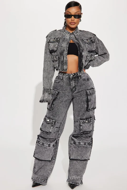 Billie Cropped Cargo Jacket - Acid Wash Black