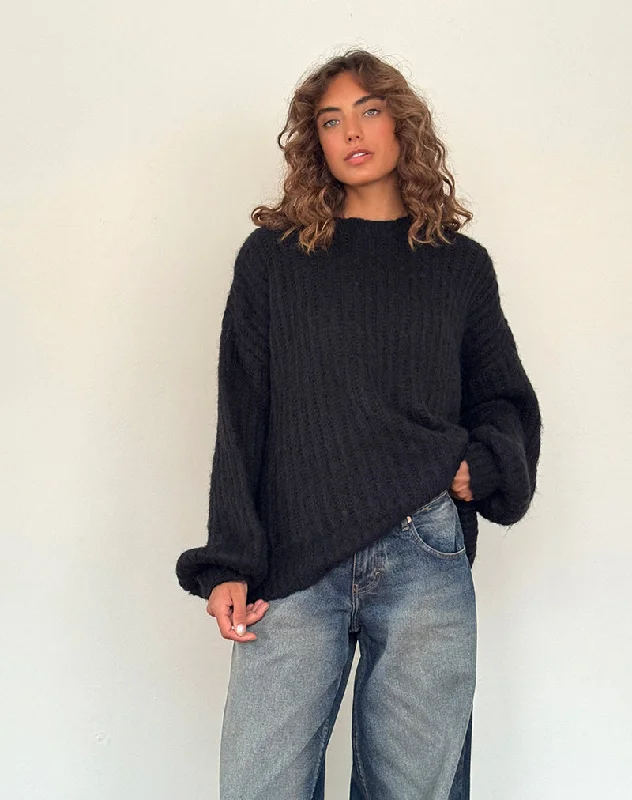 Daren Knitted Oversized Jumper in Black