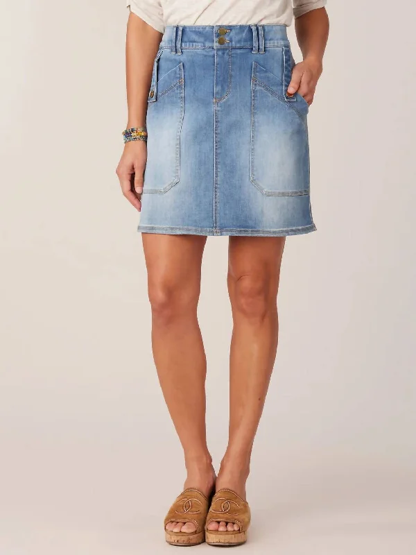 High Rise Double Button Skirt With Pockets In Blue Denim