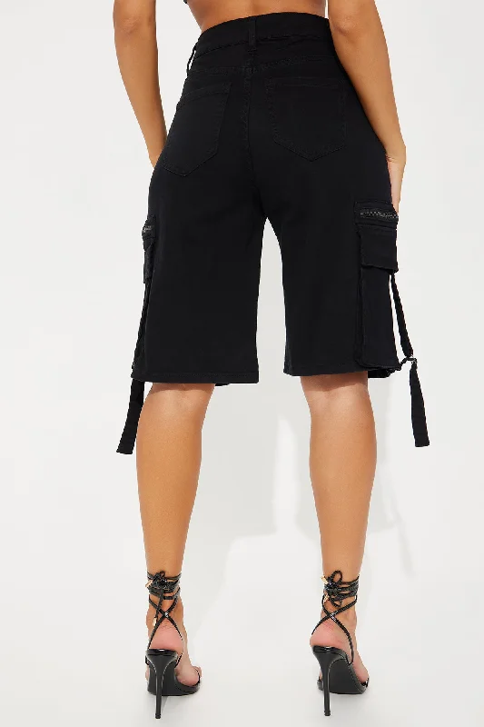 Running Late Cargo Short - Black