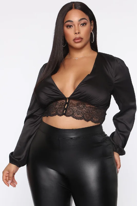 Sophisticated Sofie Top - Black