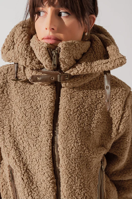 The Kinsley Bomber Jacket in Faux Sherpa - Teddy Bear Brown