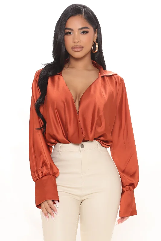 Touch By Touch Satin Top - Rust