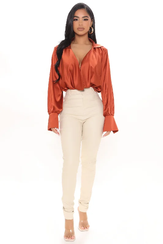 Touch By Touch Satin Top - Rust