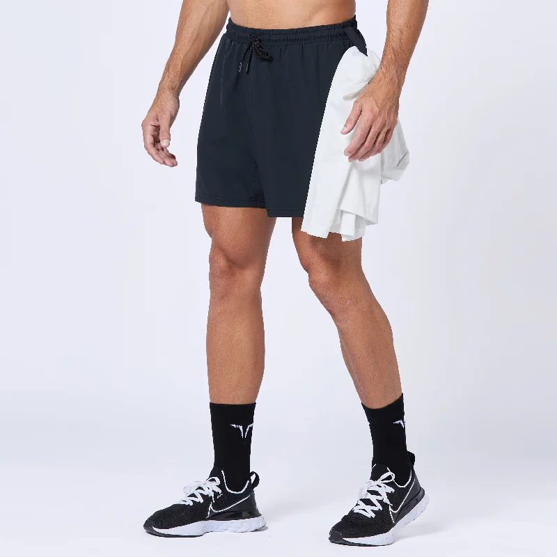 Essential Pro 5 Inch Shorts - Black